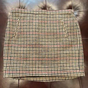 J. Crew Winter Tartan Houndstooth Plaid Wool Mini Skirt. Pockets! Lined! Fall!